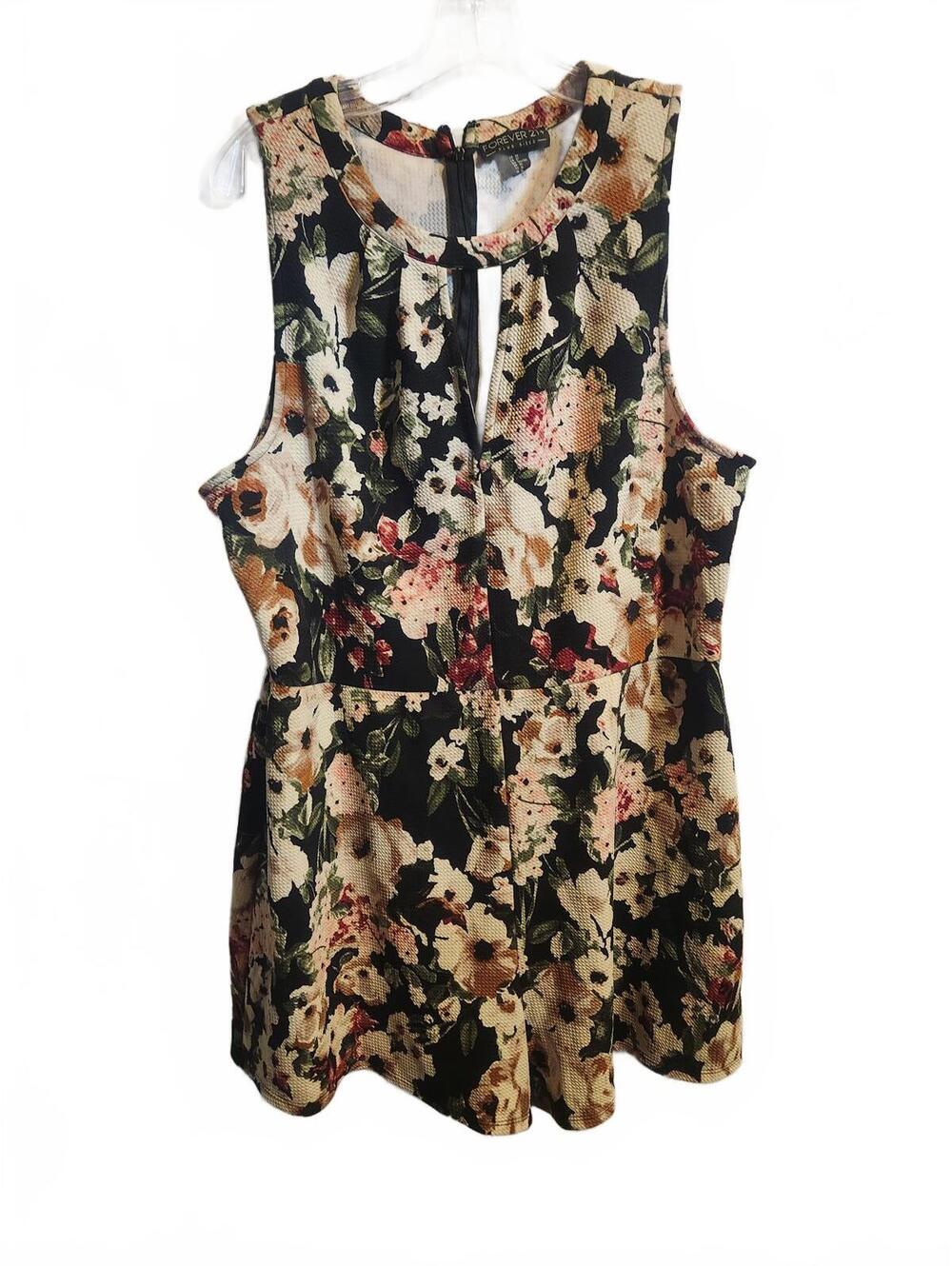 Y2k Forever 21 Plus Size Floral Dress. Women's Size 3x. 38 inches long. EUC